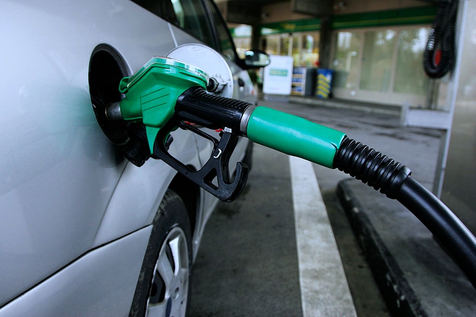 IEA Urges Release of 400 Million Barrels to Stabilize Prices