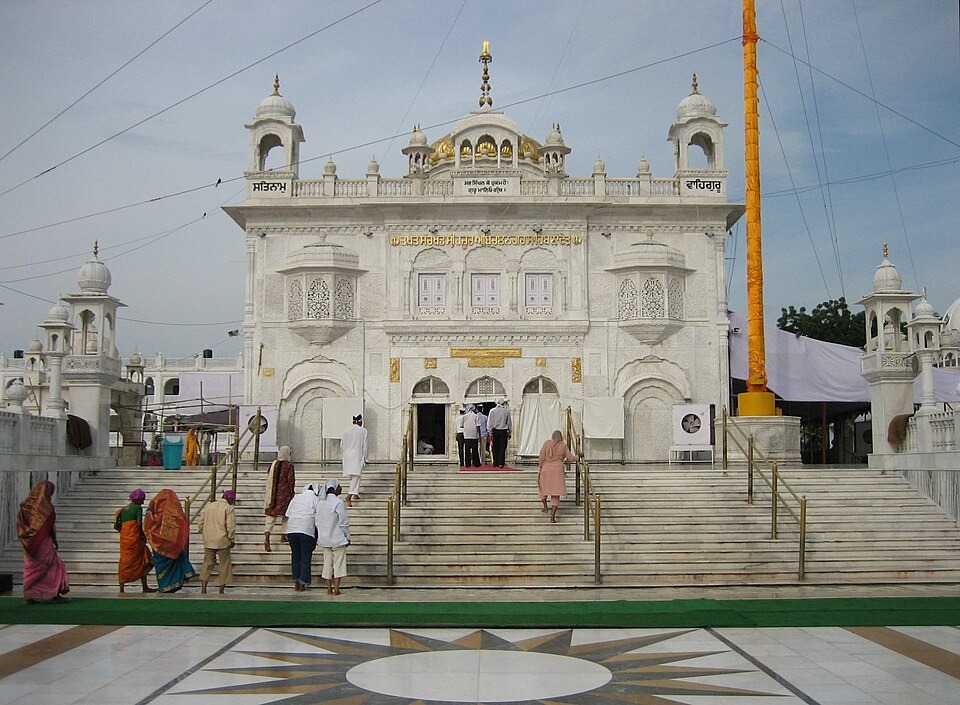 Maha government to hold consultations with Sikh scholars 