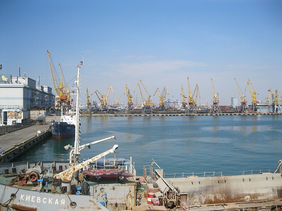 10 Dead After Russian Missile Hits Cargo Ship Near Odesa