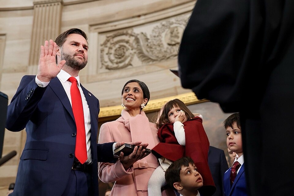 Agent Protecting JD Vance Suspended Amid Security Leak Investigation