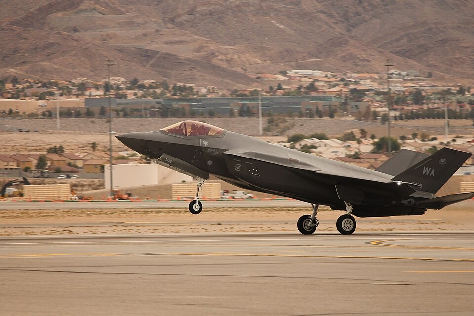 F-35 Canopy and Weapons-Bay Door Sent to Hong Kong in Logistics Mix-Up