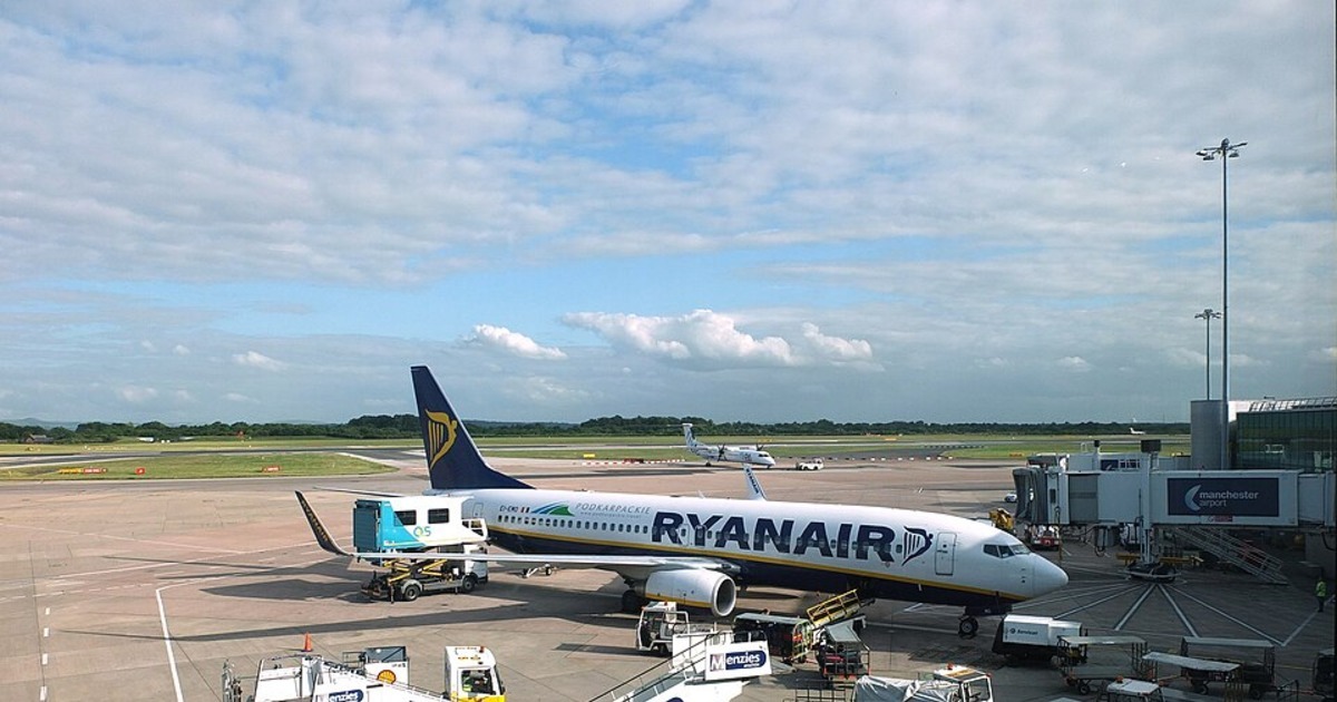 Ryanair Flight Makes Emergency Landing After Mid-Air Window Failure Injures Passenger