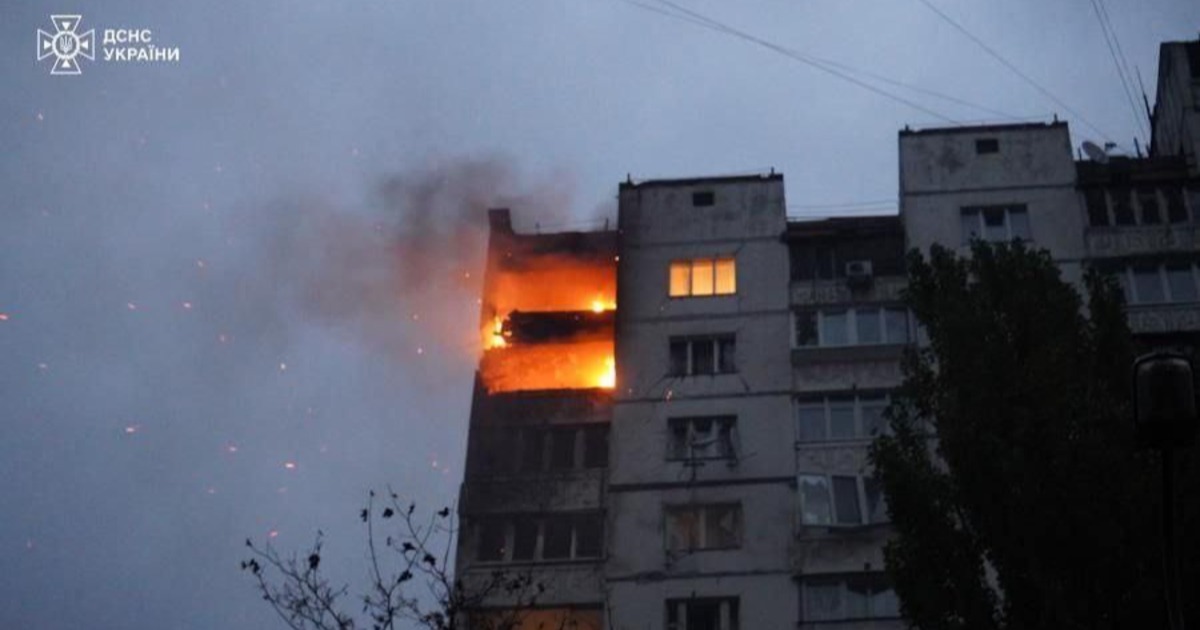 Deadly Russian Strikes Kill 15+ Across Ukraine as War Intensifies