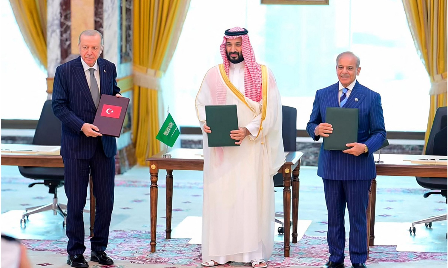 Türkiye, Saudi Arabia and Pakistan Sign Landmark Mutual Defence Pact