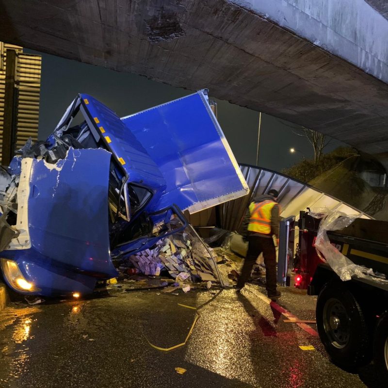 Trcuk Crash temporarily closed Hwy 1