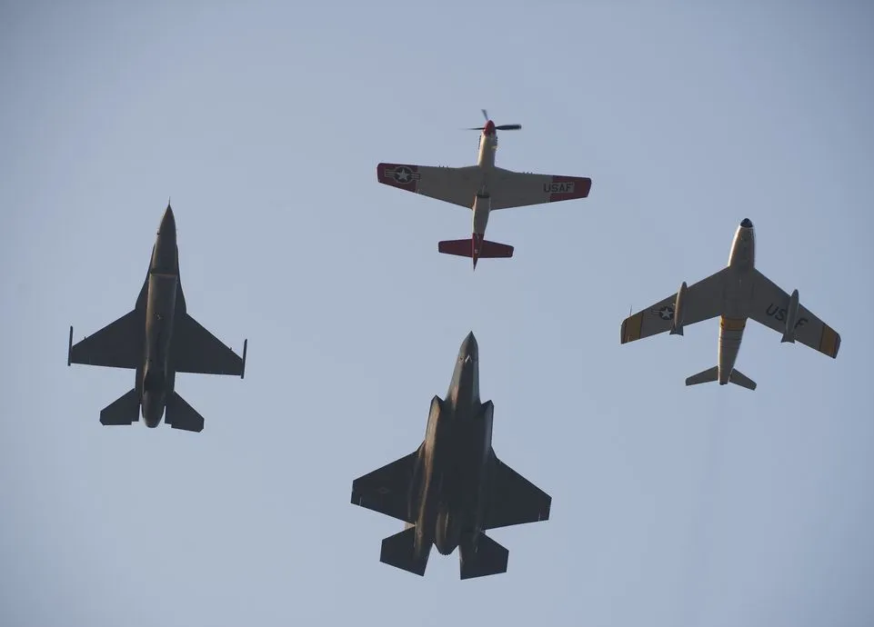 Abbotsford Airshow Soars with Record Crowd, Celebrates RCAF Centennial with Stunning Aircraft Displays