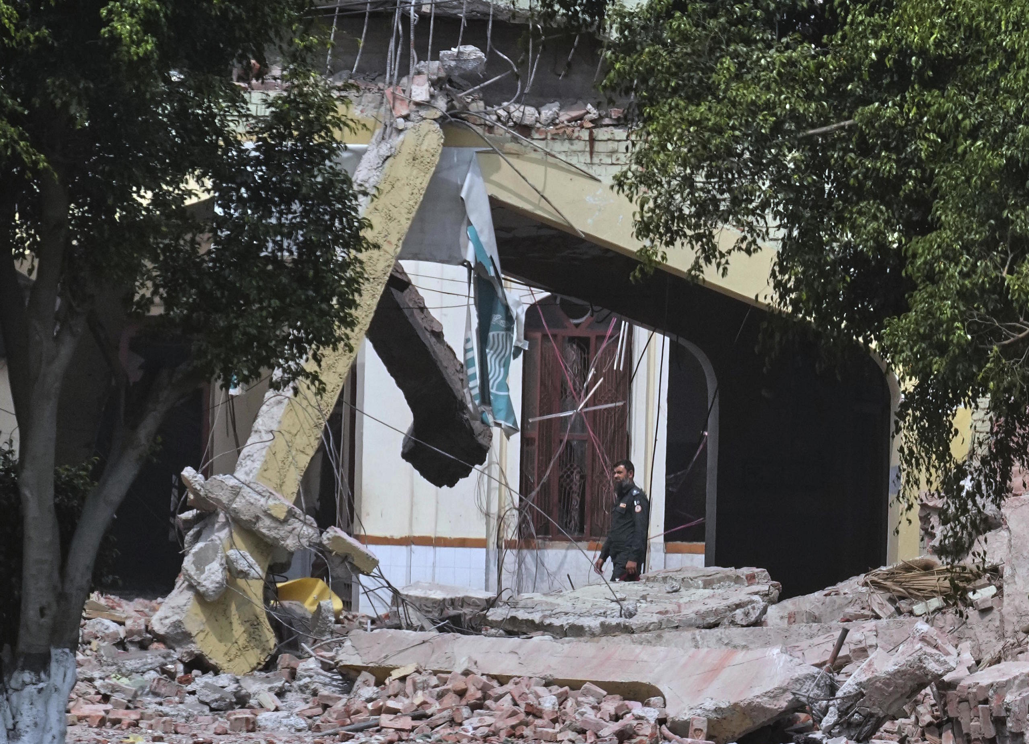 ਭਾਰਤ ਅਤੇ ਪਾਕਿਸਤਾਨ ਵਿਚ ਤਣਾਅ: ਮਿਸਾਈਲ ਹਮਲੇ ਅਤੇ ਜਵਾਬੀ ਕਾਰਵਾਈਆਂ