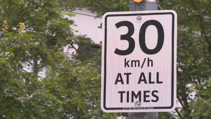 ਵੈਨਕੂਵਰ ਦੀਆਂ ਛੋਟੀਆਂ ਸੜਕਾਂ ‘ਤੇ ਟ੍ਰੈਫਿਕ ਹਾਦਸਿਆਂ ਨੂੰ ਰੋਕਣ ਲਈ ਸਪੀਡ ਲਿਮਿਟ ਘੱਟ ਕਰਨ ‘ਤੇ ਕੀਤਾ ਜਾ ਰਿਹੈ ਵਿਚਾਰ