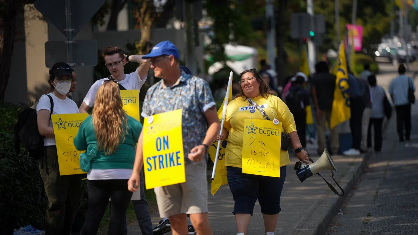 ਬ੍ਰਿਟਿਸ਼ ਕੋਲੰਬੀਆ ‘ਚ ਸਰਕਾਰੀ ਕਰਮਚਾਰੀਆਂ ਦੀ ਹੜਤਾਲ ਦੂਜੇ ਹਫ਼ਤੇ ਵਿੱਚ ਹੋਈ ਦਾਖਲ