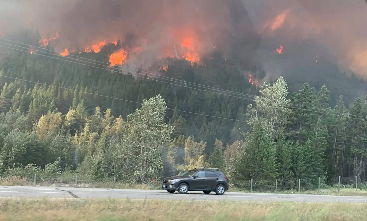 ਬੀਫ਼ ਟ੍ਰੇਲ ਕ੍ਰੀਕ ਅੱਗ ਕਾਰਨ ਬੰਦ ਹਾਈਵੇ 20 ਮੁੜ ਤੋਂ ਖੋਲਿਆ,ਕੋਕੁਇਹਾਲਾ ਹਾਈਵੇ ਅਜੇ ਵੀ ਬੰਦ